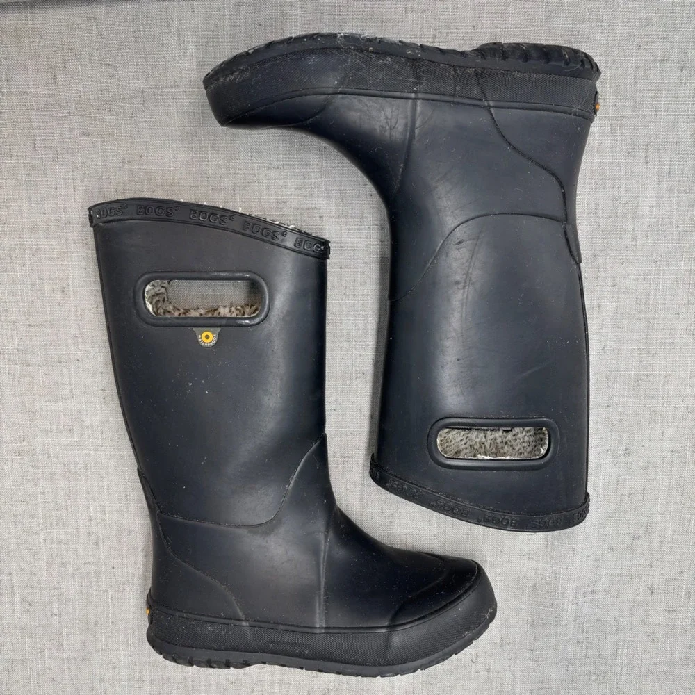Bogs Unisex Black Plush Lined Rain Boot Snow Waterproof Pull On Kids‎ Size 13